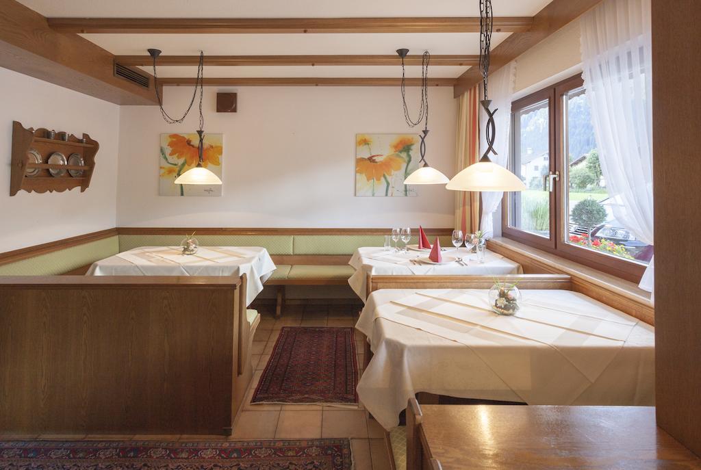 שרונס Hotel Alpenblick מראה חיצוני תמונה