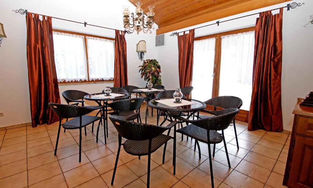 שרונס Hotel Alpenblick מראה חיצוני תמונה