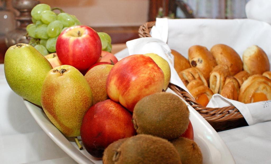 שרונס Hotel Alpenblick מראה חיצוני תמונה